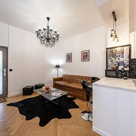 Montmartre 4p-sacre Coeur * Paris